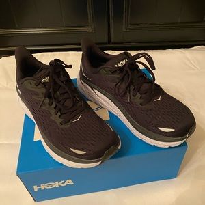 Hoka Clifton 8 Brand New w/Box